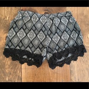 Harlow Patterned Shorts